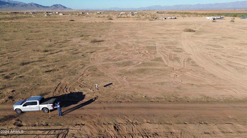 X Long Rifle Road -- #'-', Aguila, AZ 85320