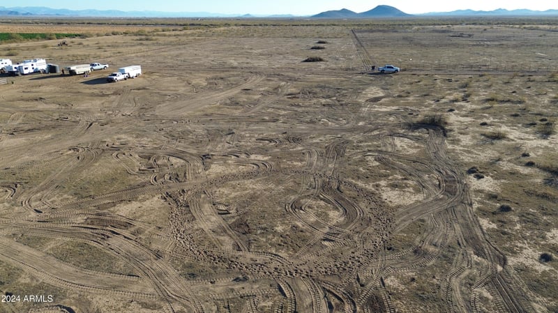 X Long Rifle Road -- #'-', Aguila, AZ 85320