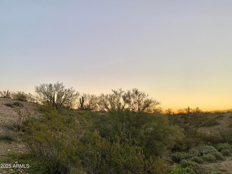 XX N Japanese Garden Ct #G, Morristown, AZ 85342