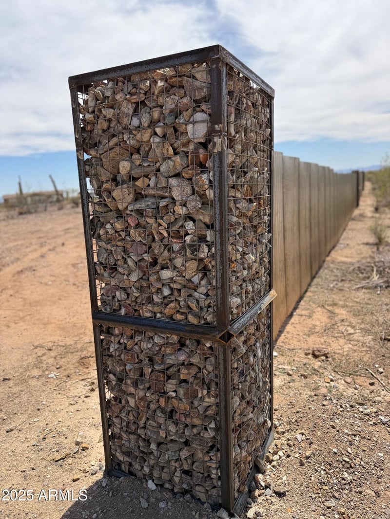 XX00E 253rd Ave #-, Morristown, AZ 85342