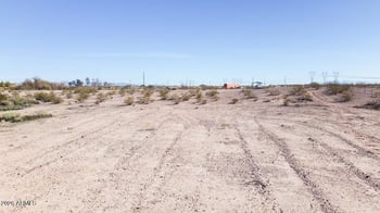 xxx 355th Ave #-, Tonopah, AZ 85354