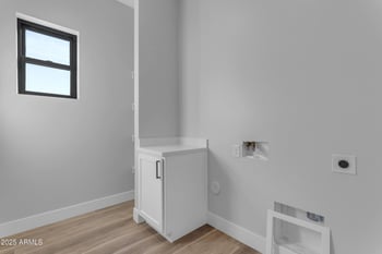 XXX Hunt Hw, Queen Creek, AZ 85142