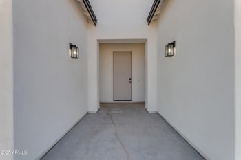 XXX Hunt Hw, Queen Creek, AZ 85142