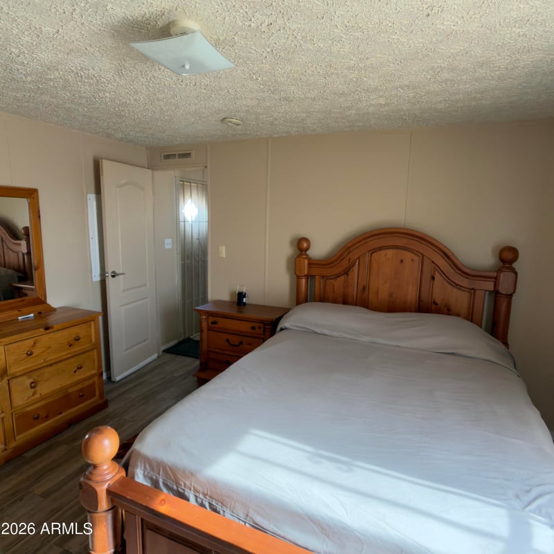 XXX 381 --, Tonopah, AZ 85354