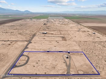 xxx6 Long Rifle Rd #-, Aguila, AZ 85320