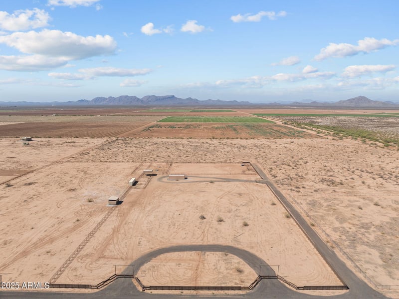 xxx6 Long Rifle Rd #-, Aguila, AZ 85320