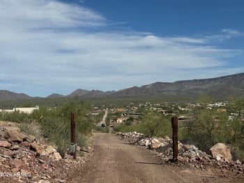XXXX 10th St #2, New River, AZ 85087