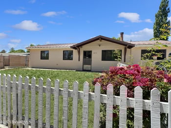 3219 Manor Rd, Flagstaff, AZ 86004