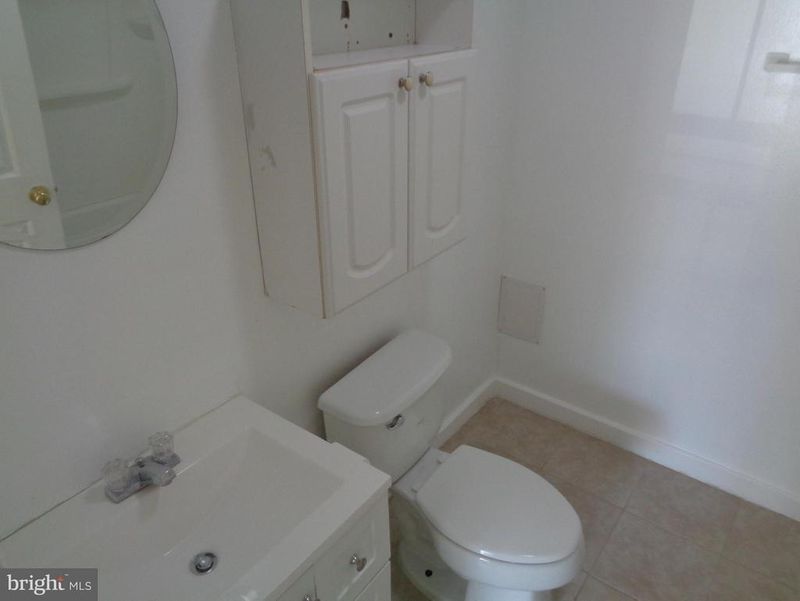 6708 Larkspur Rd, Morningside, MD 20746