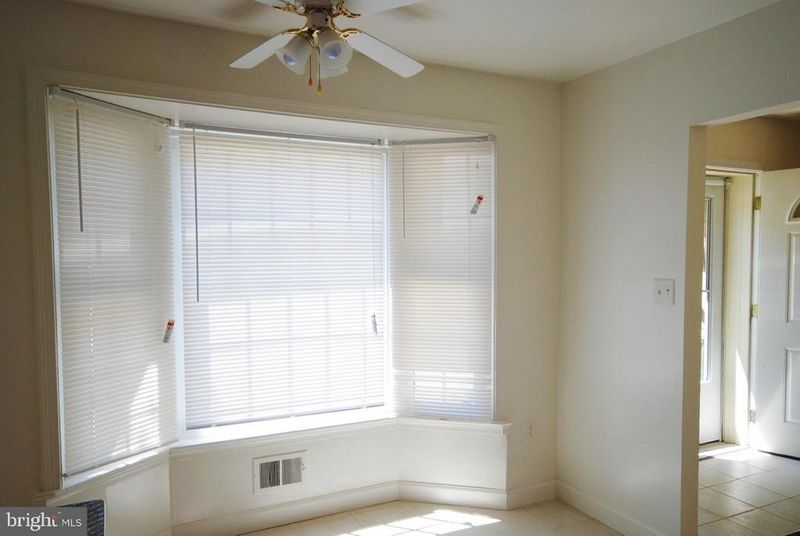 7 Hyacinth Ct #7, Gaithersburg, MD 20878