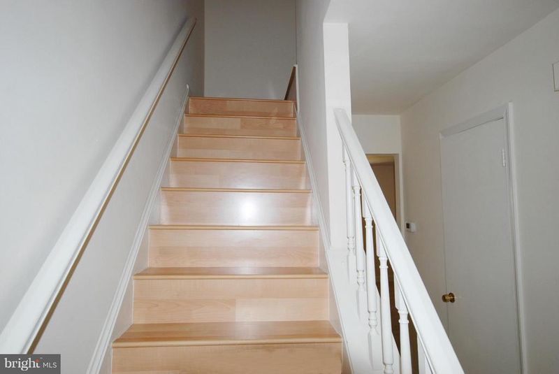 7 Hyacinth Ct #7, Gaithersburg, MD 20878