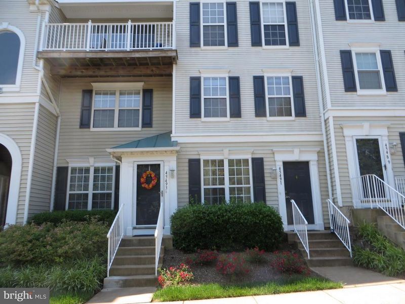 45491 Caboose Ter, Sterling, VA 20166