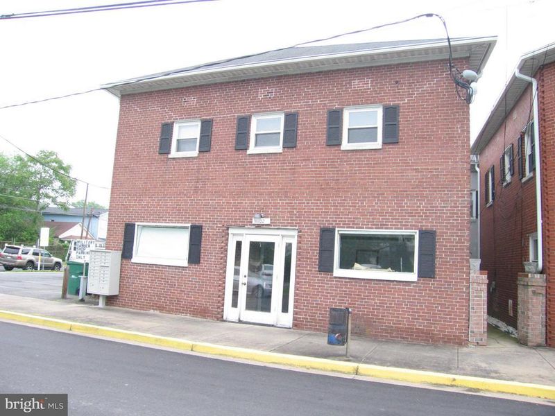 402 C St #203, Quantico, VA 22134