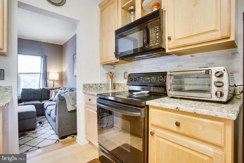 8855 Dunstable Loop, Bristow, VA 20136