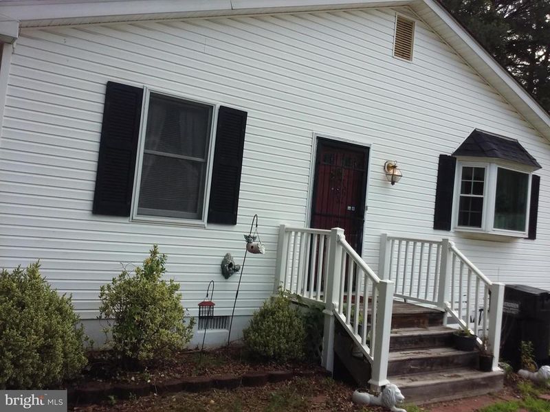 3978 Old Washington Rd, Waldorf, MD 20602