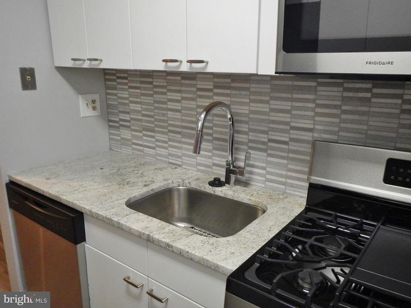 30 Old Glebe Rd #1-E, Arlington, VA 22204