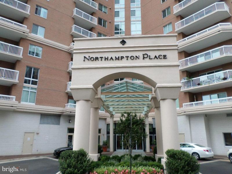 3101 Hampton Dr N #605, Alexandria, VA 22302