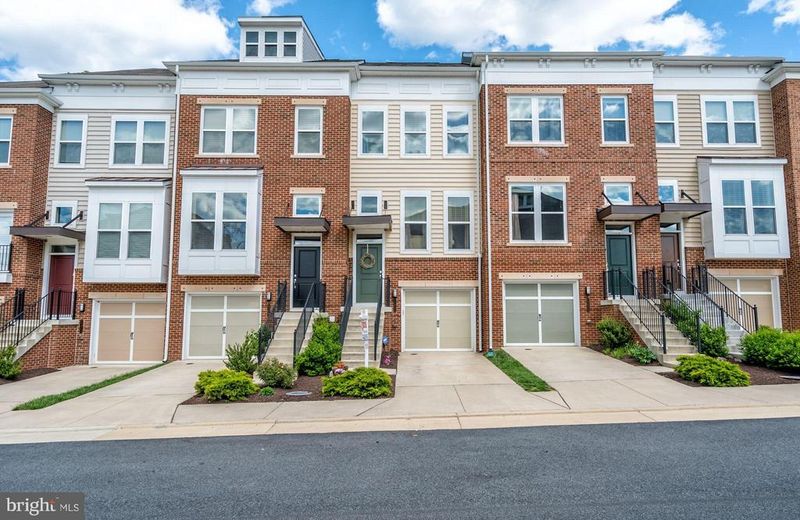 22464 Snow Powder Ter, Ashburn, VA 20148