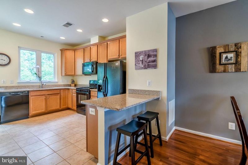 22464 Snow Powder Ter, Ashburn, VA 20148