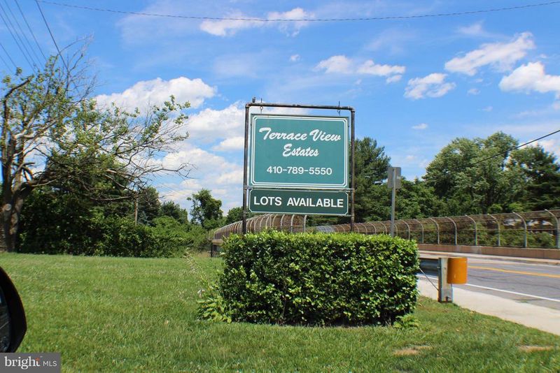 658 Sunset Strip, Brooklyn Park, MD 21225