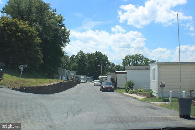 658 Sunset Strip, Brooklyn Park, MD 21225