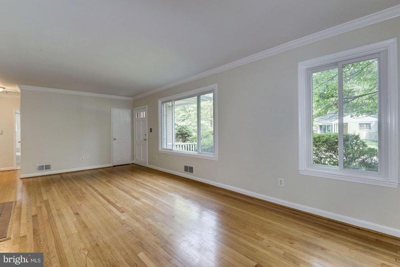 103 Devon Ct, Silver Spring, MD 20910