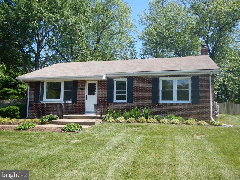 6362 Hillcrest Pl, Alexandria, VA 22312