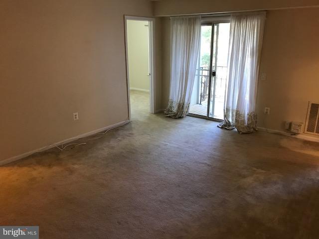 20220 Shipley Ter #302, Germantown, MD 20874