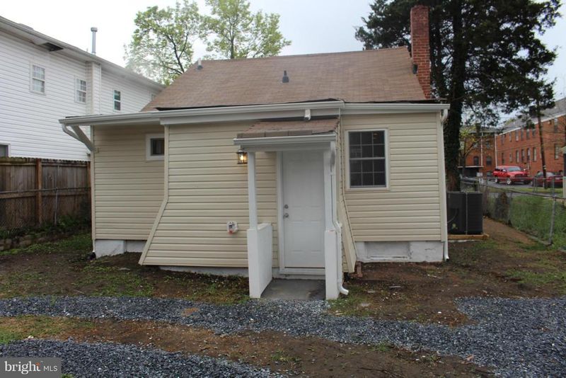 3210 Ely Pl SE, Washington, DC 20019