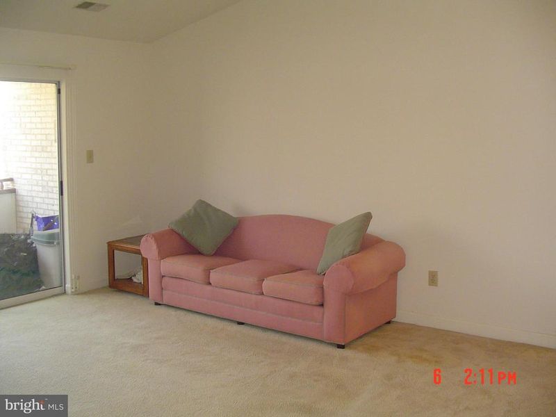 3301 Sir Thomas Dr #6-B-44, Silver Spring, MD 20904