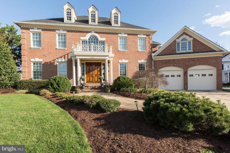 9407 Ludgate Dr, Alexandria, VA 22309