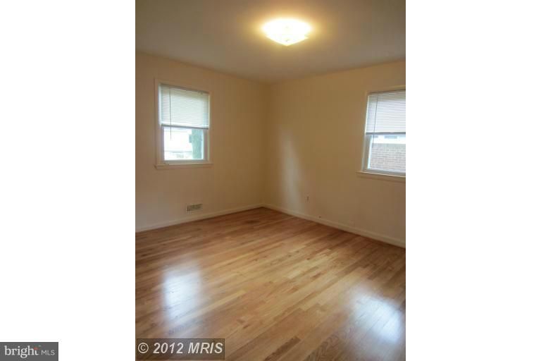 10023 Greenock Rd, Silver Spring, MD 20901