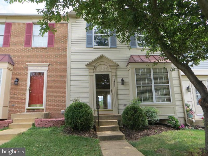 43282 Railstop Ter, Ashburn, VA 20147
