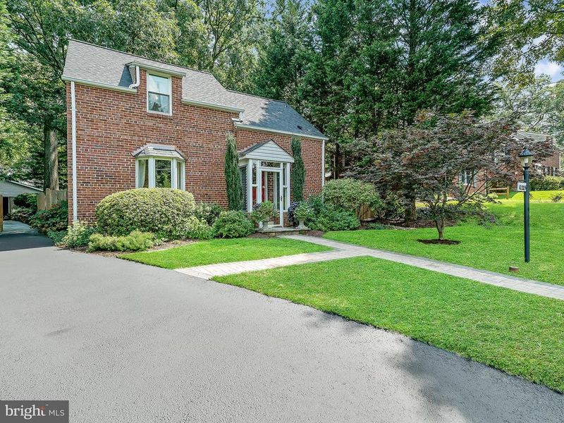 10205 Carson Pl, Silver Spring, MD 20901