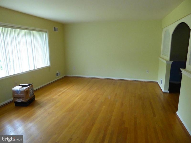 2207 Solmar Dr, Silver Spring, MD 20904