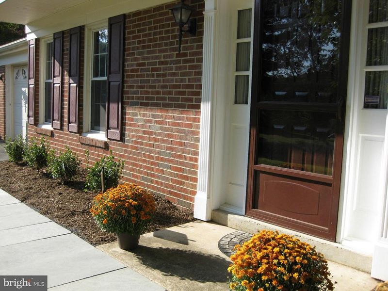 2232 Falling Creek Rd, Silver Spring, MD 20904