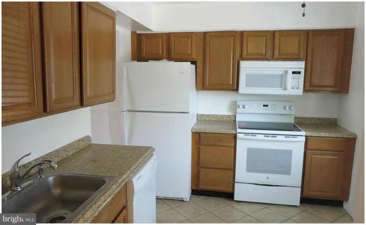 10193 Farragut Ct, Manassas, VA 20109