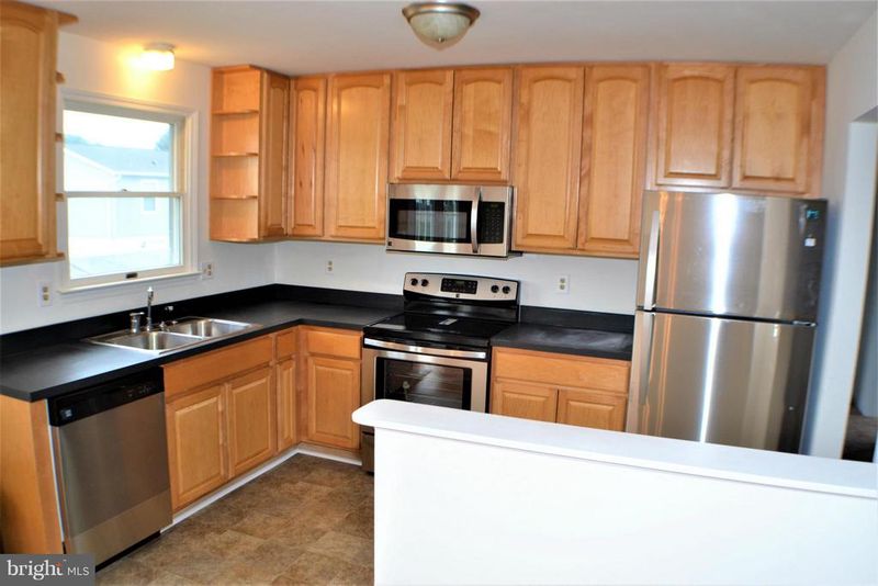 103 West Rd, Mt Airy, MD 21771