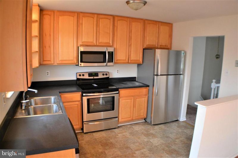 103 West Rd, Mt Airy, MD 21771