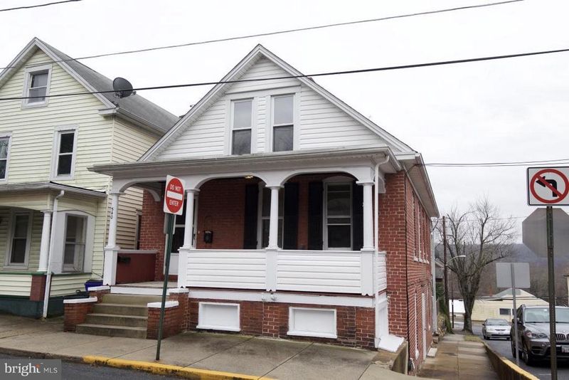 540 Brunswick St #B, Brunswick, MD 21716