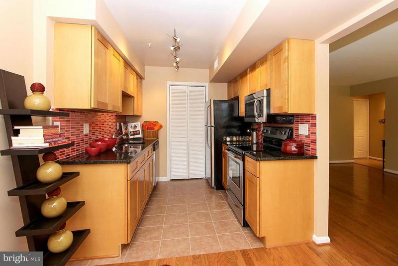 14903 Mc Kisson Ct #7BB, Silver Spring, MD 20906