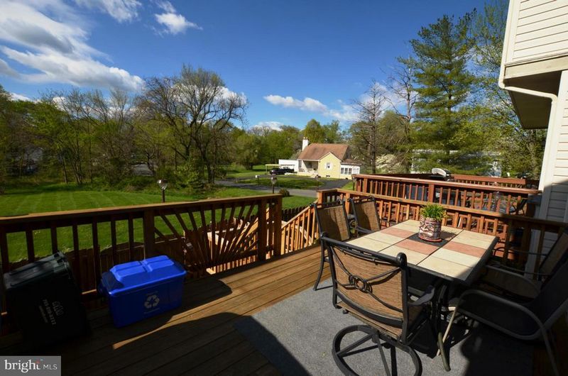 234 Frazer Dr, Purcellville, VA 20132