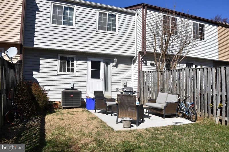7708 Fawn Ct, Rockville, MD 20855