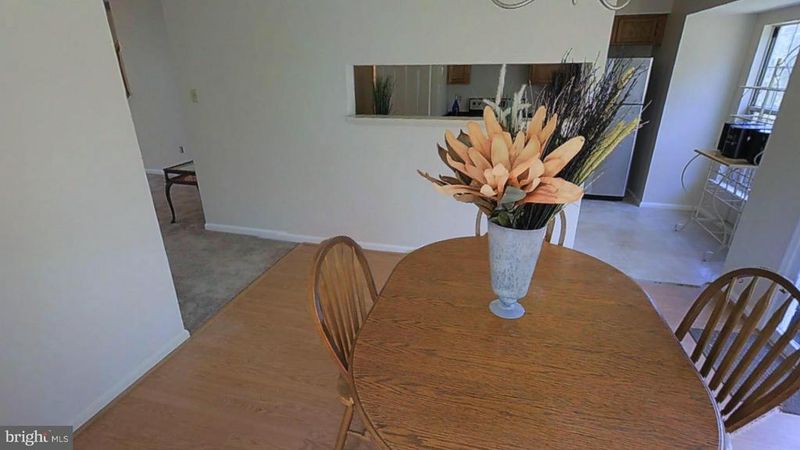 516 Greencrest Ln, Odenton, MD 21113