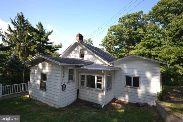 5836 Rowland Hill Rd, Cascade, MD 21719