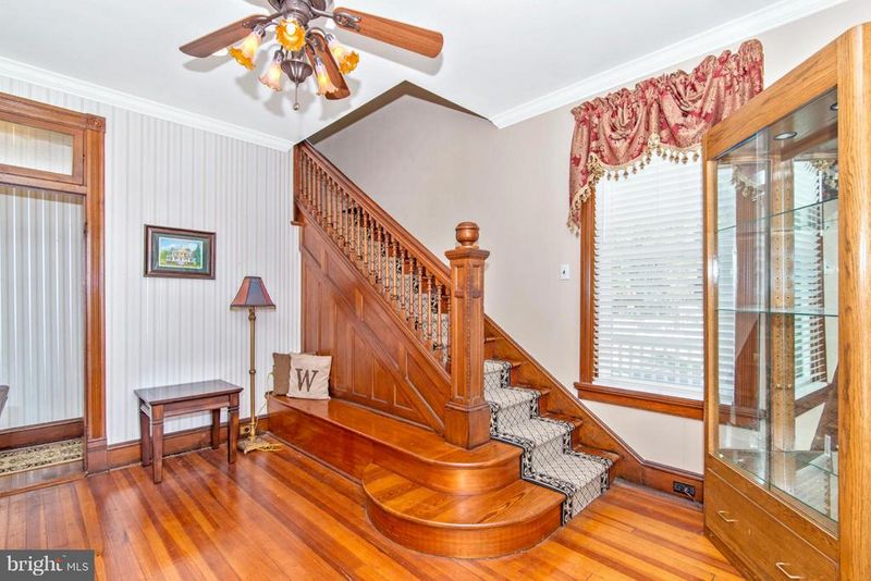 4705 Maryland Ave, Braddock Heights, MD 21714