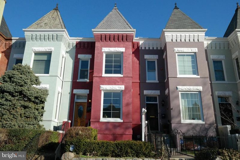 527 12th St NE, Washington, DC 20003