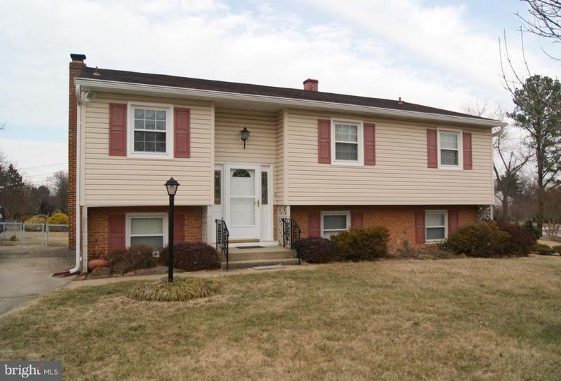 1094 Colony Ridge Rd, Odenton, MD 21113