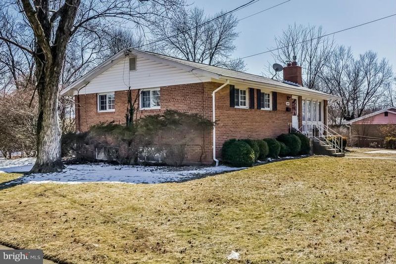 11009 Nicholas Dr, Silver Spring, MD 20902
