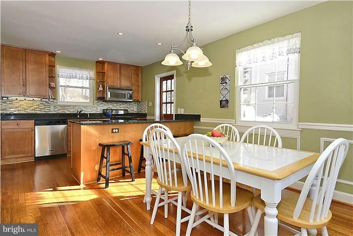 1019 Forest Glen Rd, Silver Spring, MD 20901